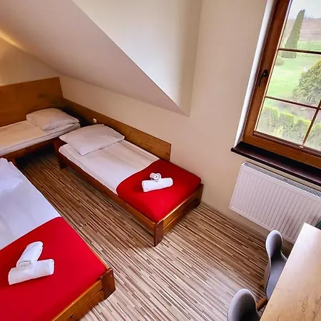 Gosciniec Konopielka Hotell *