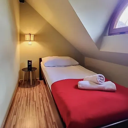 Hotel Gosciniec Konopielka *