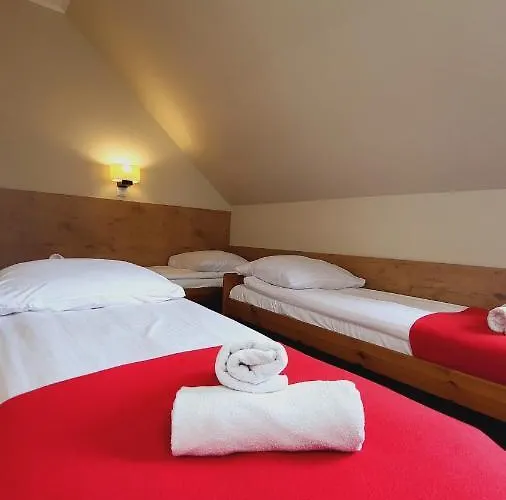 Gosciniec Konopielka Hotell